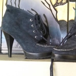 BLUE SUEDE BOOTIES